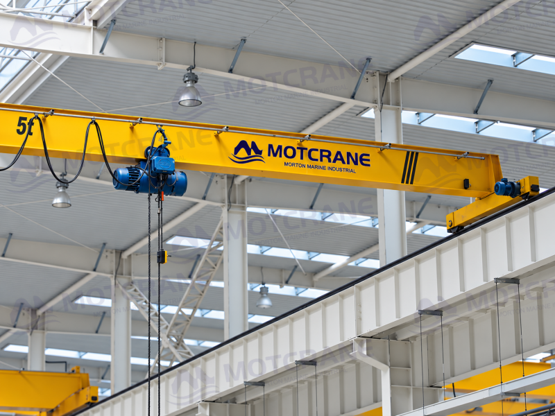 Box-girder single girder overhead crane with conventional CD-type electric wire rope hoist