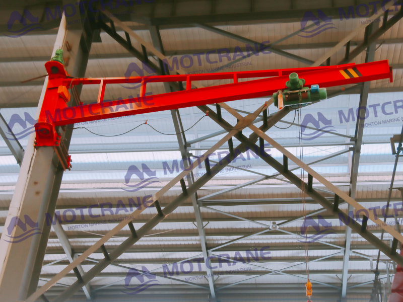 wall mounted jib crane installed in workshop maintenance area