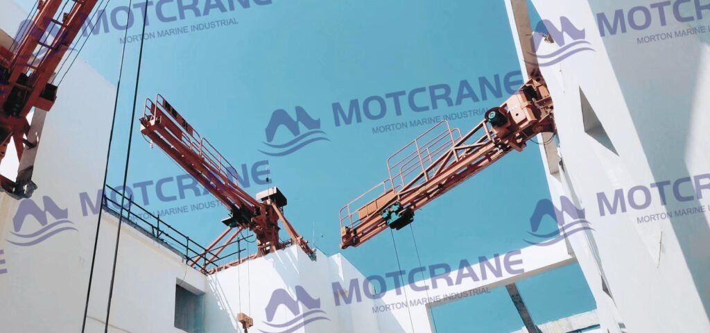jib crane fixed on rooftop lifting point